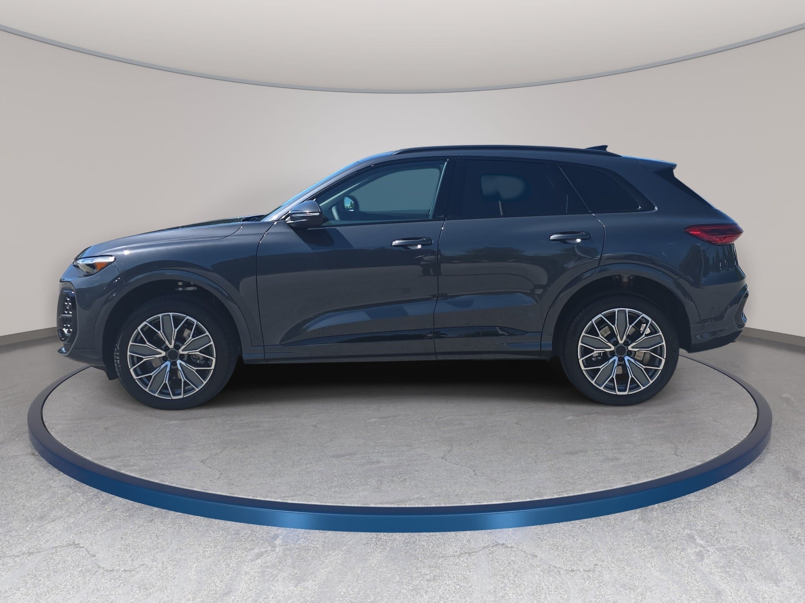 New 2026 Audi Q5 Premium Plus AWD/4WD image 7