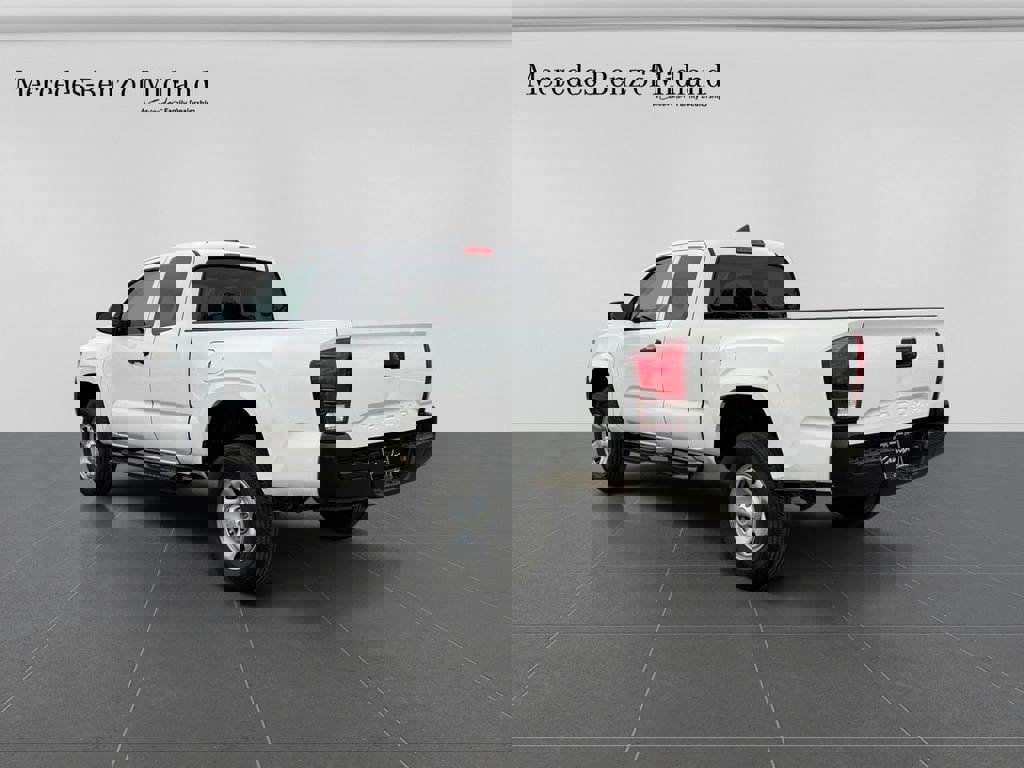 Used 2019 Toyota Tacoma SR image 5