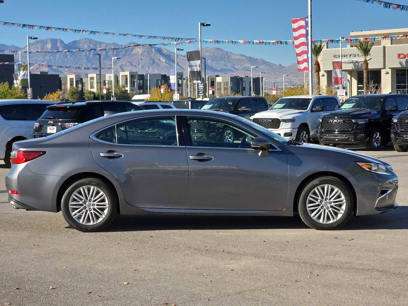 Used 2017 Lexus ES 350 image 10