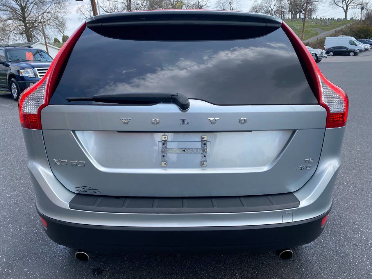 Used 2010 Volvo XC60 T6 image 4