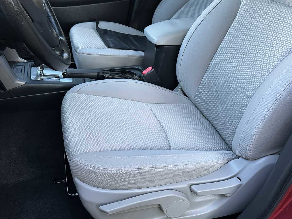 Used 2016 Subaru Forester 2.5i w/ Alloy Wheel Package image 11