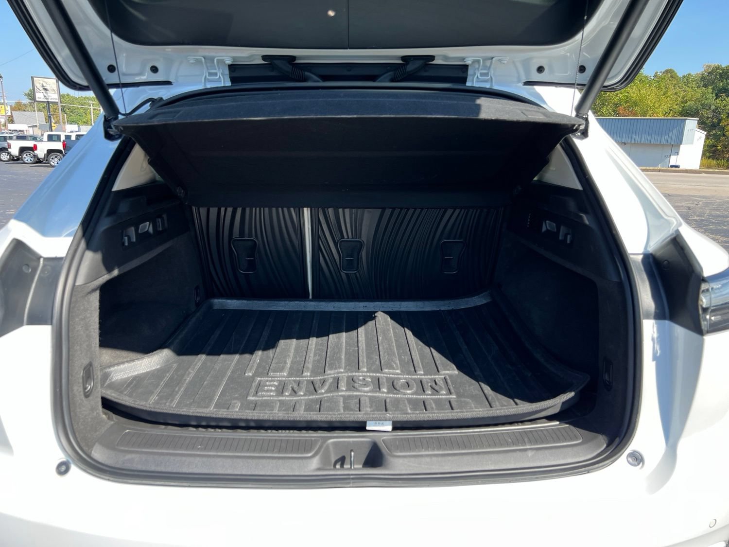 Used 2023 Buick Envision Avenir AWD/4WD image 12