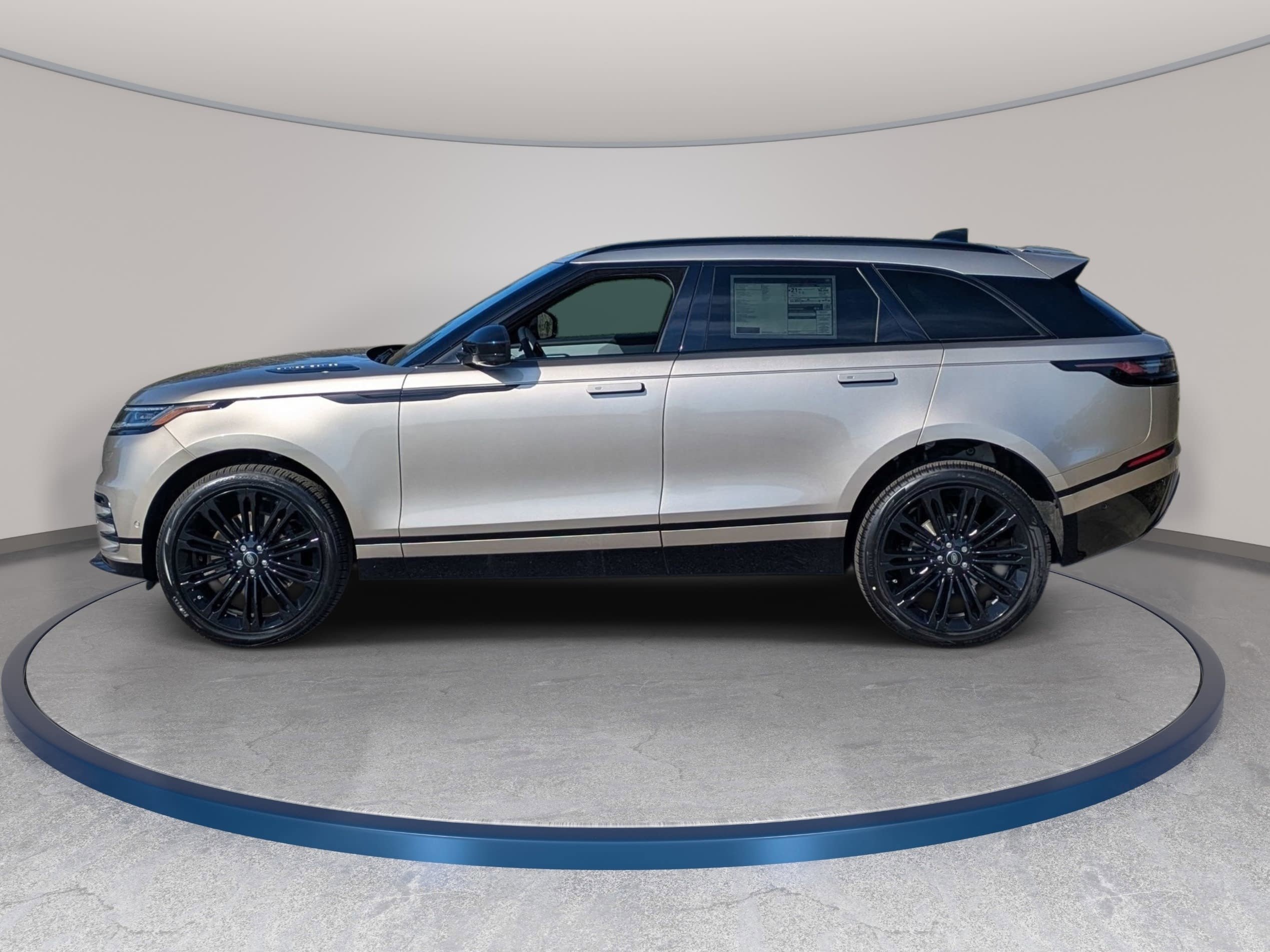 New 2026 Land Rover Range Rover Velar Dynamic SE AWD/4WD image 8
