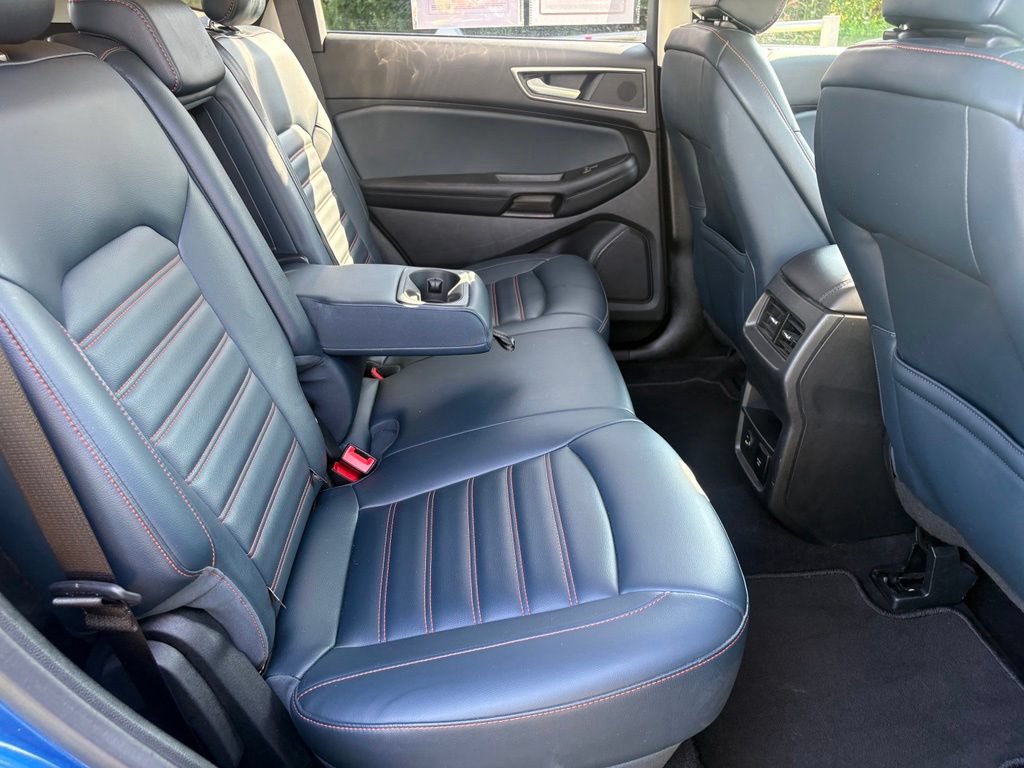Used 2022 Ford Edge SEL w/ Sport Appearance Package AWD/4WD image 34