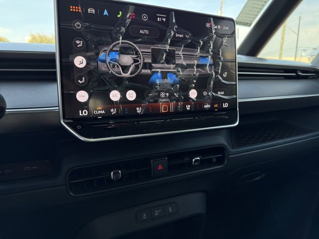 New 2025 Volkswagen ID. Buzz Pro S Plus AWD/4WD image 11
