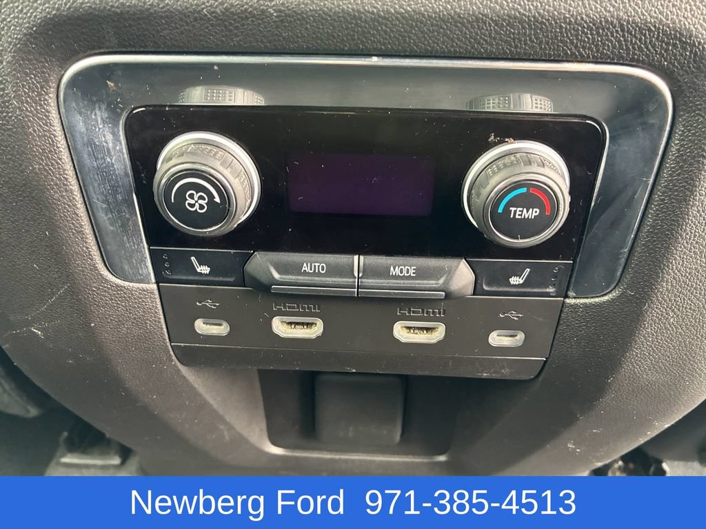 Used 2021 Chevrolet Suburban Z71 w/ Luxury Package AWD/4WD image 33