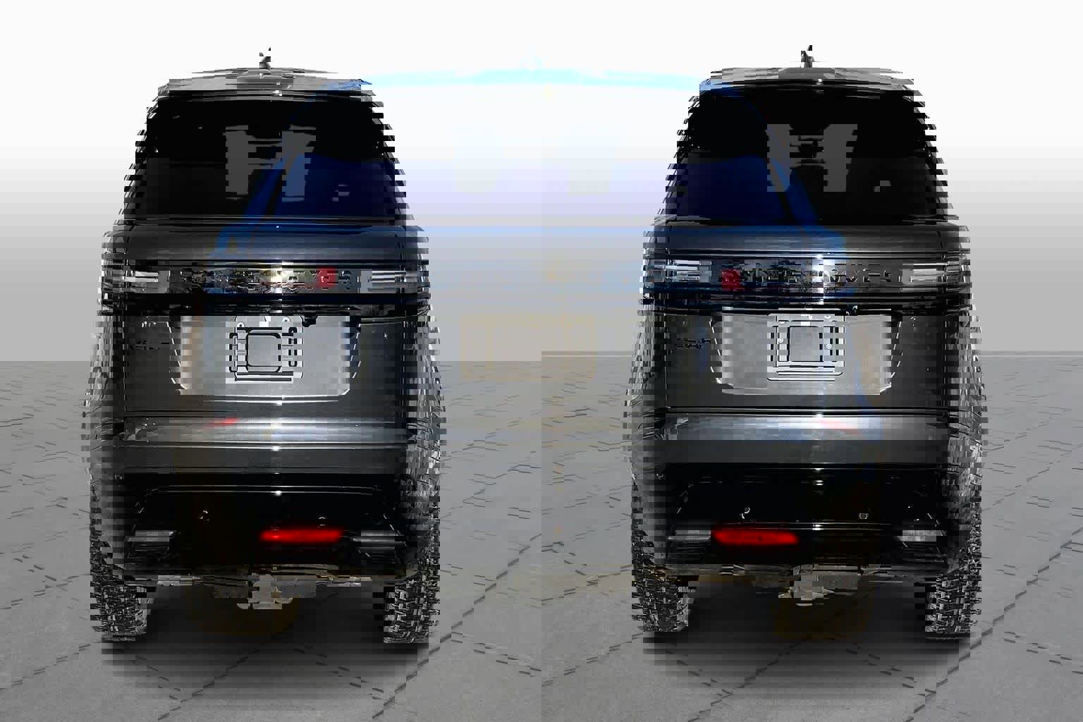 Used 2026 Land Rover Range Rover Velar Dynamic SE image 5