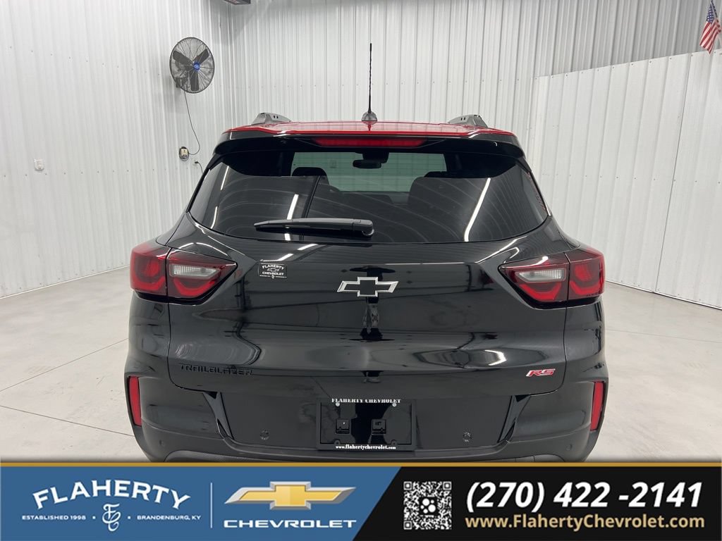 New 2026 Chevrolet TrailBlazer RS w/ Driver Confidence Package FWD image 4