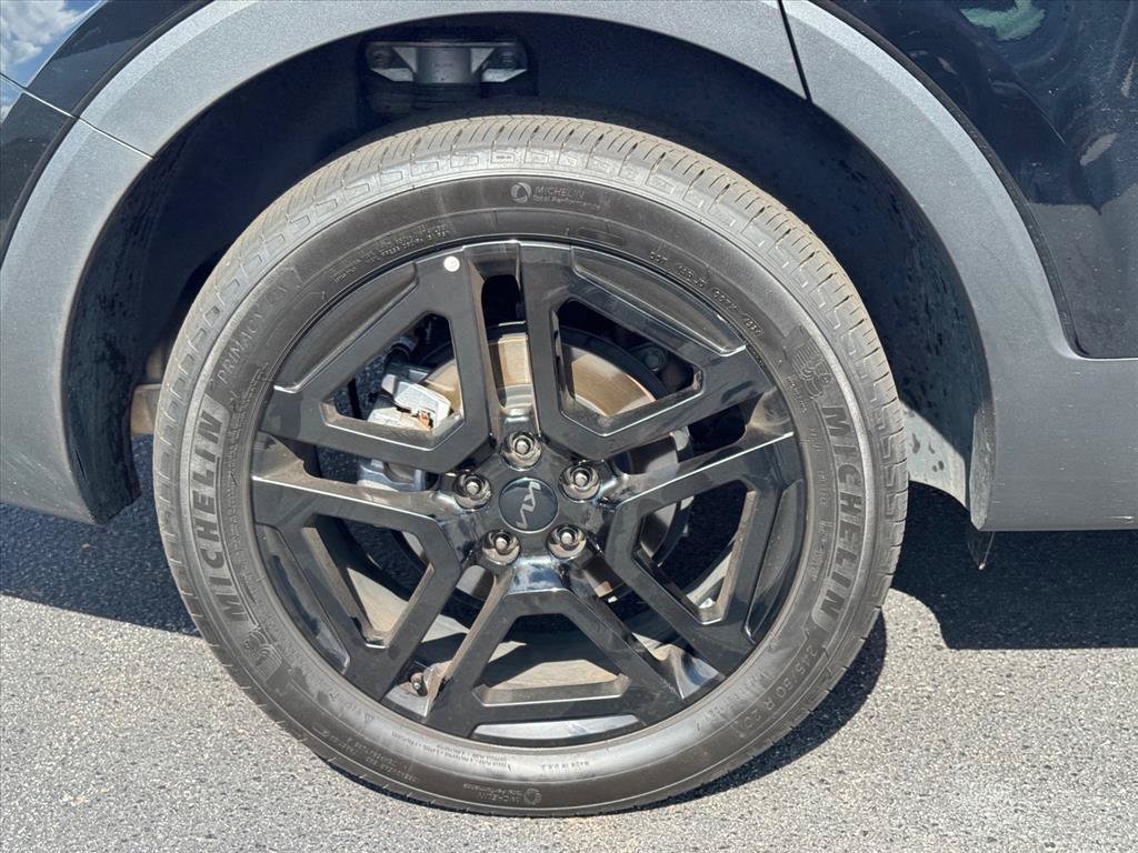 Certified 2025 Kia Telluride SX X-Line AWD/4WD image 9