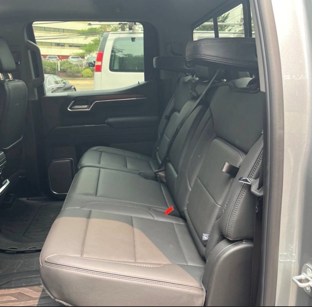 Used 2024 GMC Sierra 1500 Denali w/ Denali Reserve Package AWD/4WD image 19