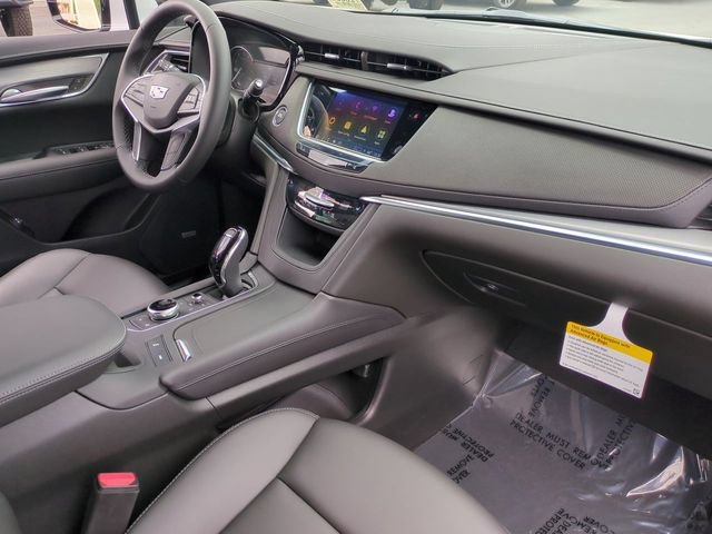 New 2026 Cadillac XT5 Luxury FWD image 28