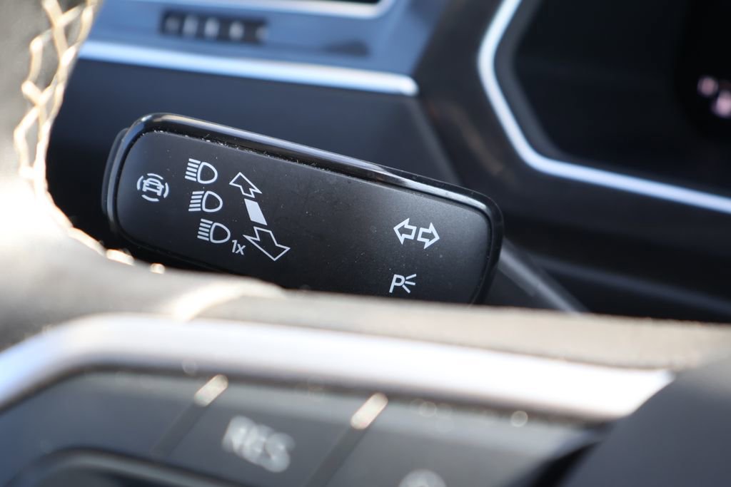 Used 2024 Volkswagen Tiguan Wolfsburg Edition image 23