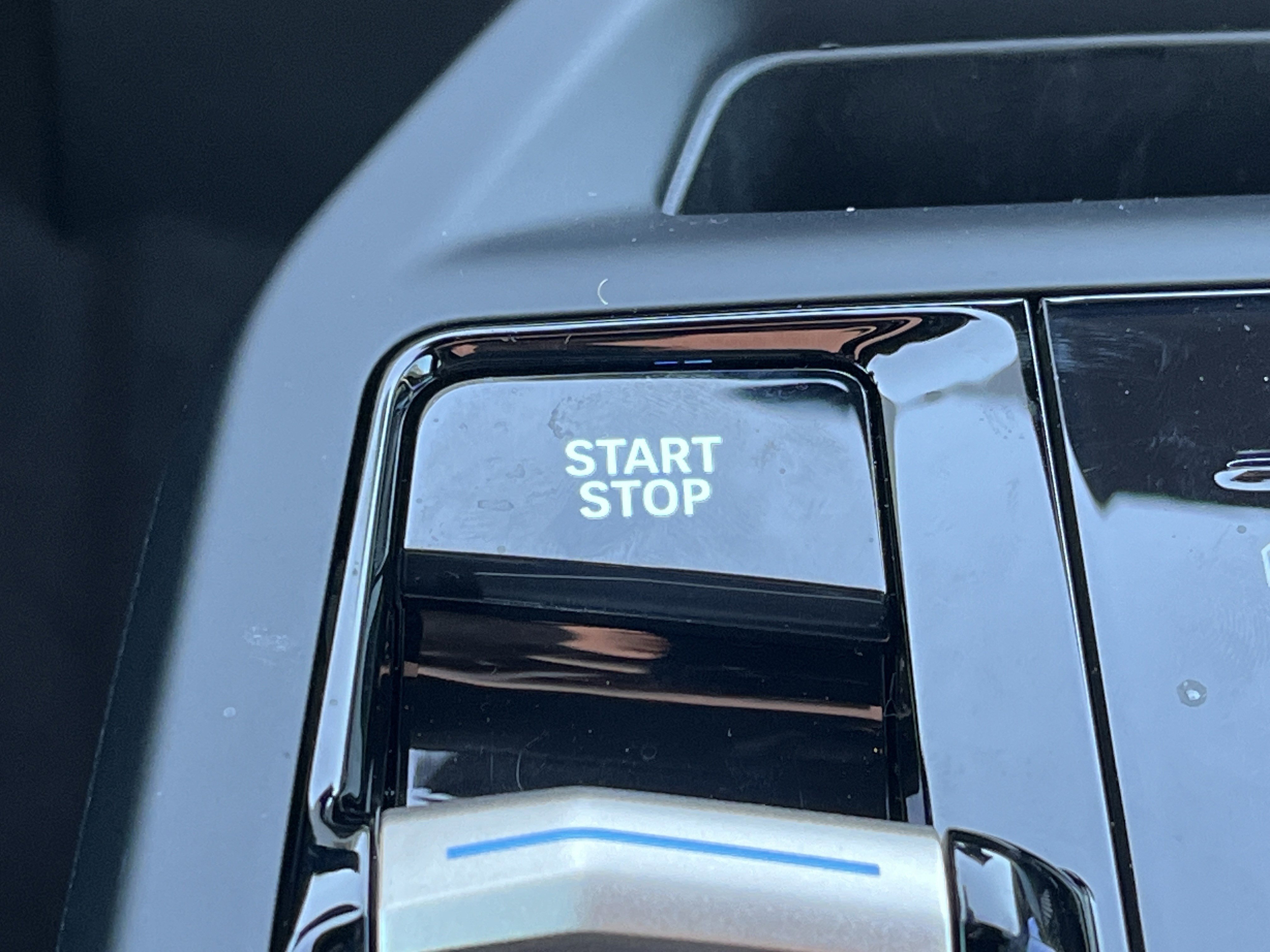 New 2026 BMW iX xDrive45 image 10