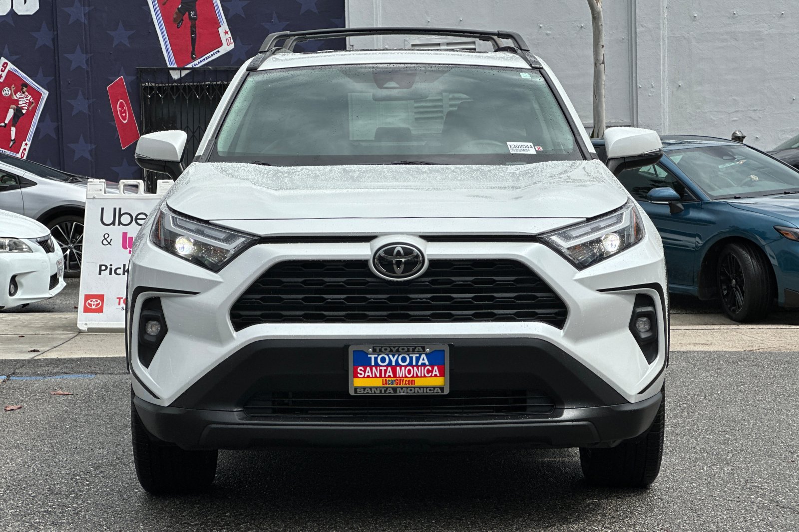 Used 2024 Toyota RAV4 XLE Premium FWD image 9