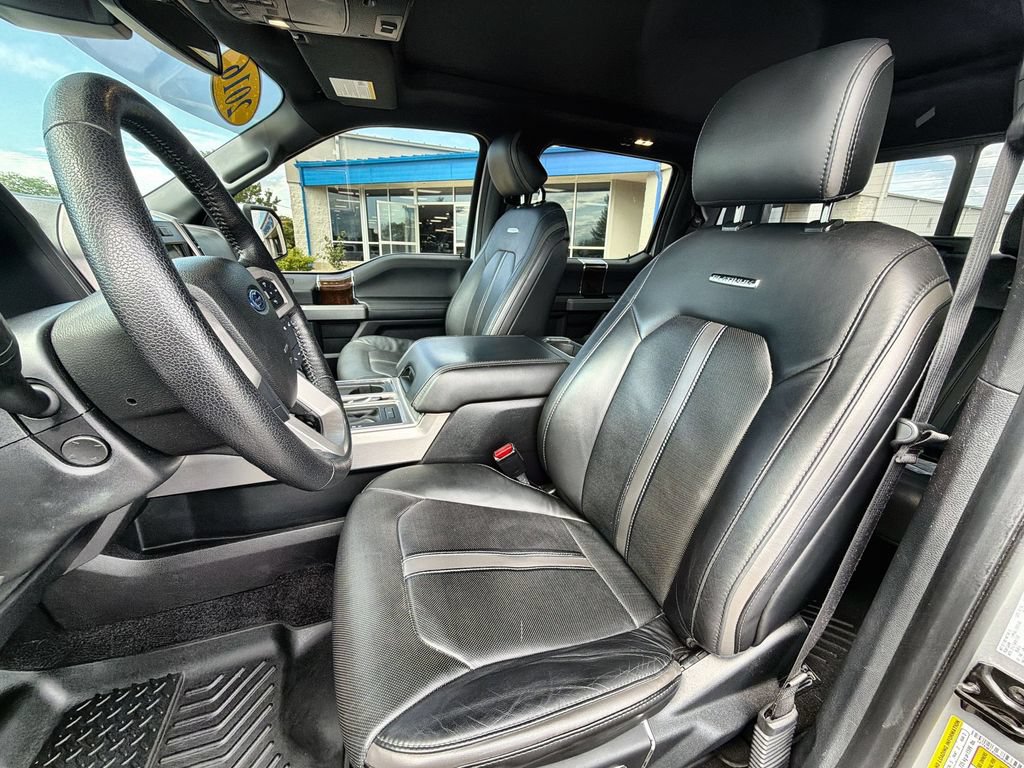 Used 2016 Ford F150 Platinum w/ Equipment Group 701A Luxury AWD/4WD image 13