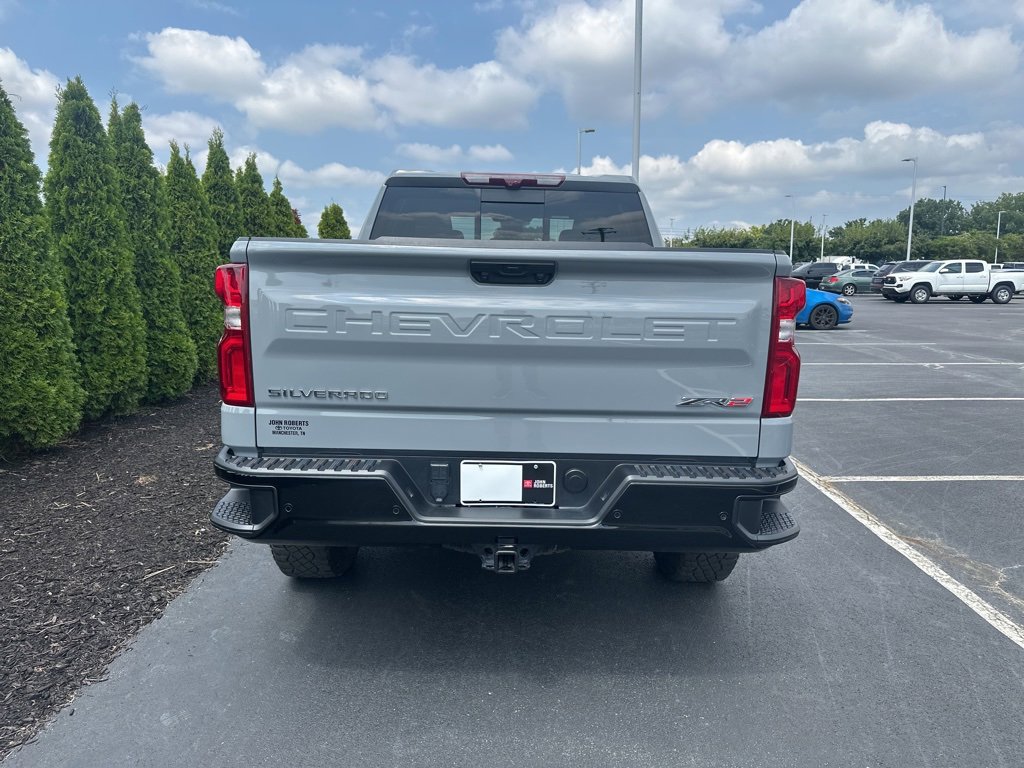 Used 2024 Chevrolet Silverado 1500 ZR2 w/ Technology Package image 6