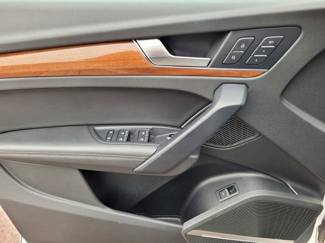 Used 2023 Audi Q5 2.0T Premium Plus image 22