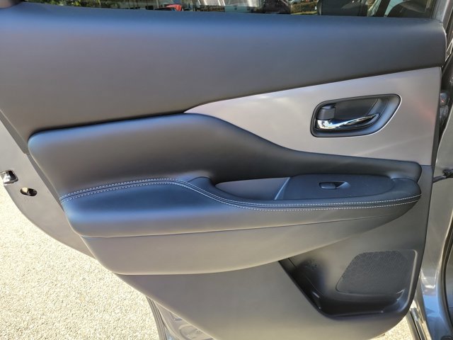 Used 2022 Nissan Murano SV AWD/4WD image 10