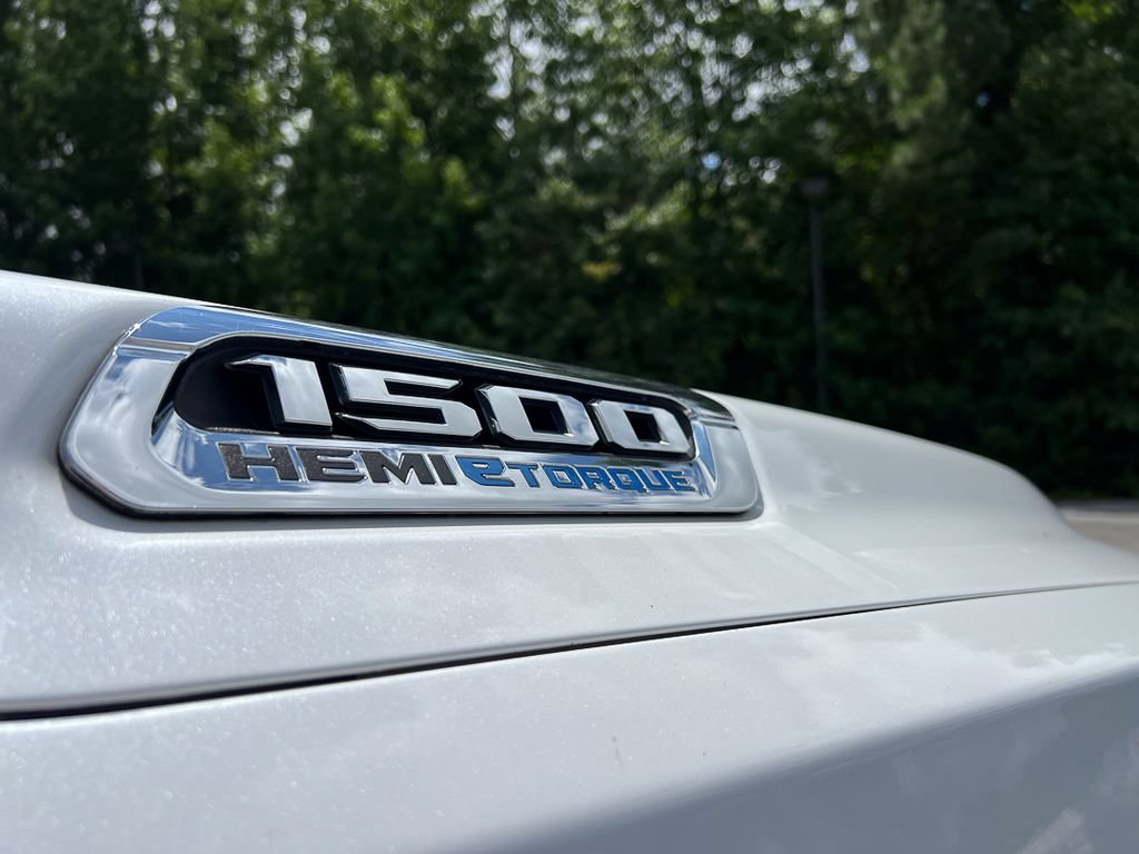 Used 2022 RAM 1500 Laramie AWD/4WD image 10