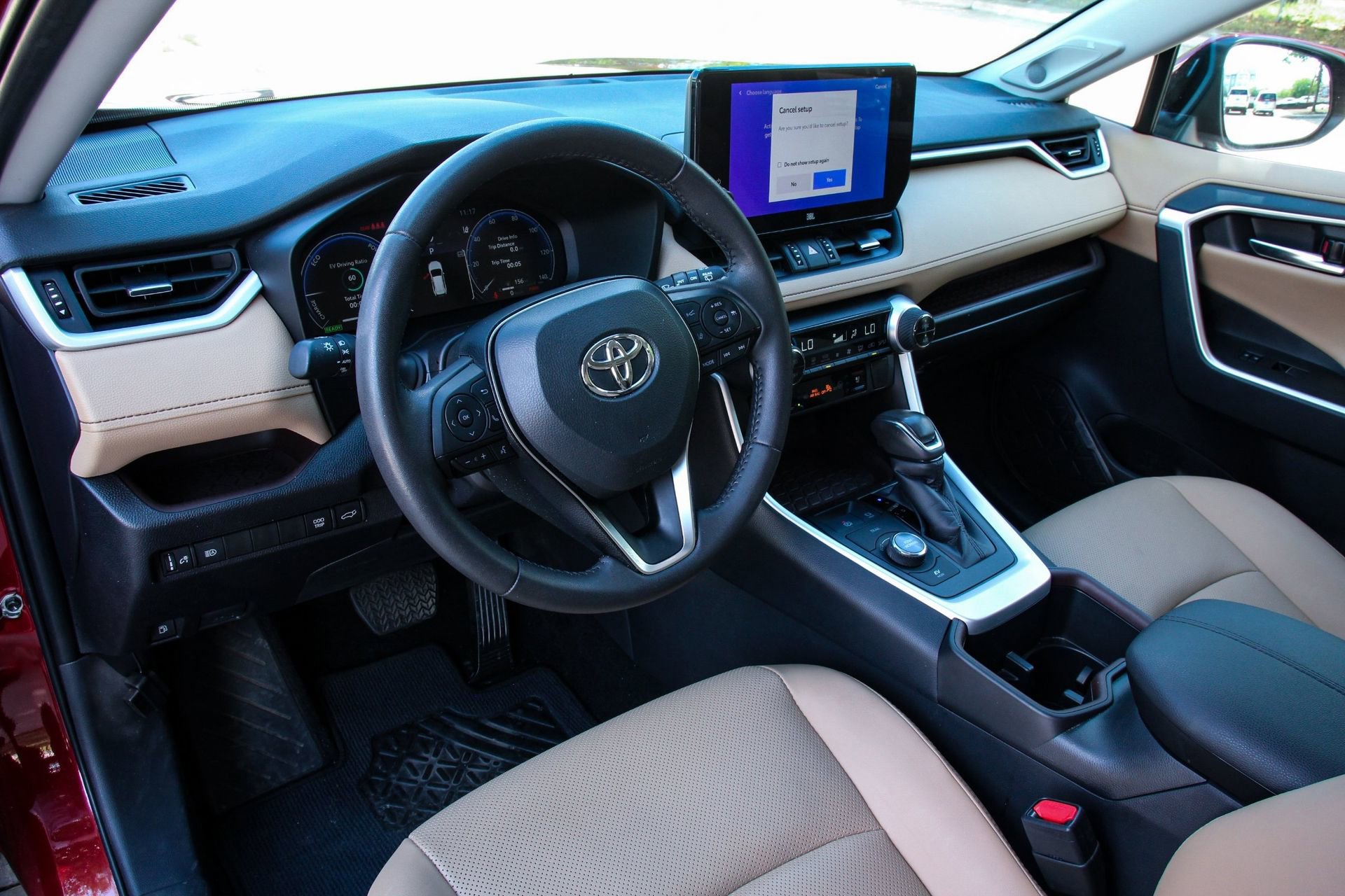 Used 2024 Toyota RAV4 Limited image 9