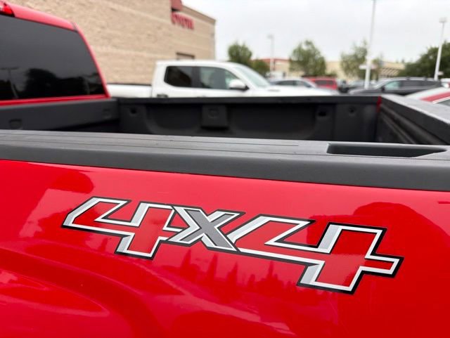 Used 2017 Chevrolet Silverado 1500 LT w/ All Star Edition AWD/4WD image 17
