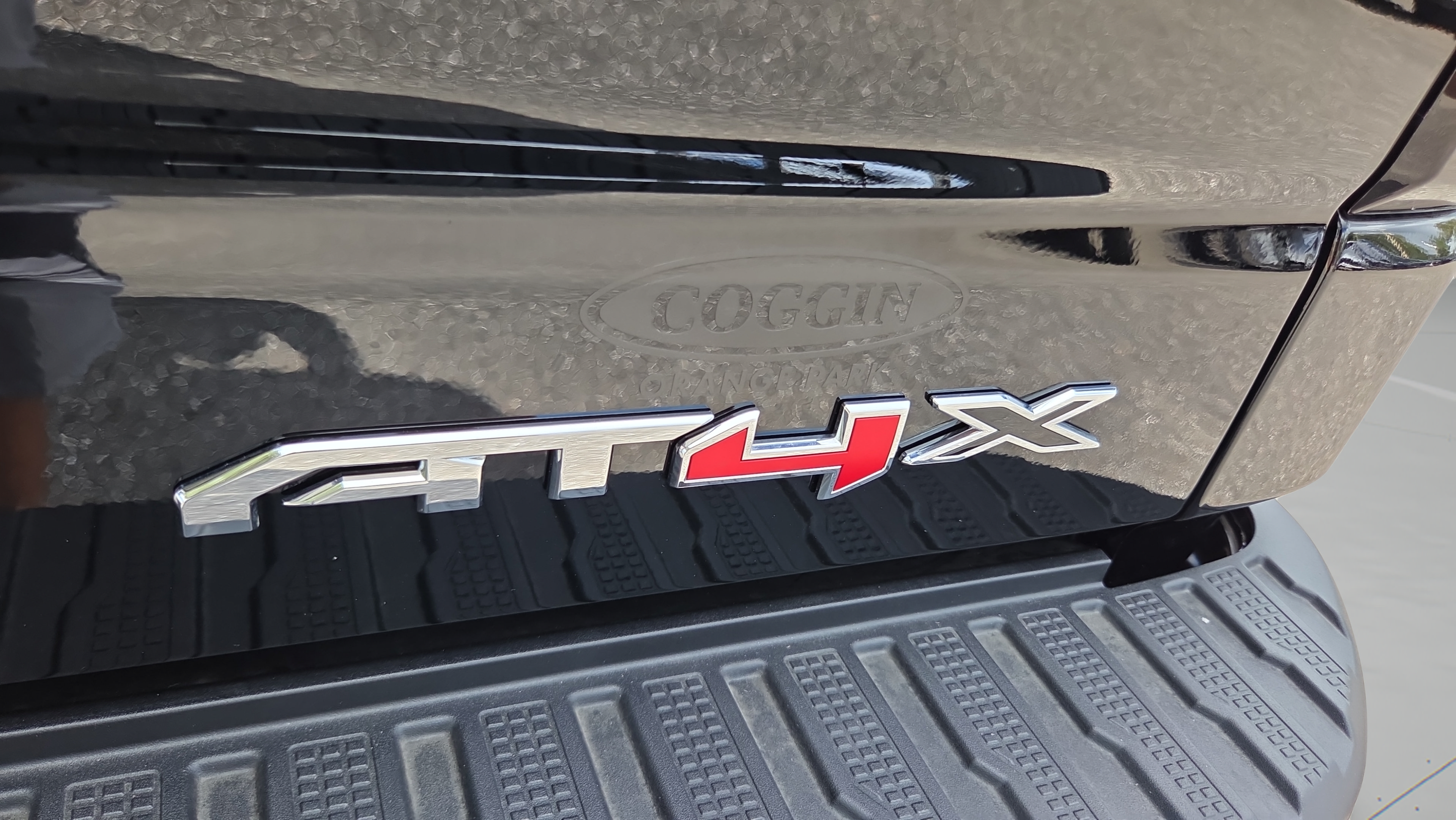 New 2026 GMC Sierra 1500 AT4X AWD/4WD image 34