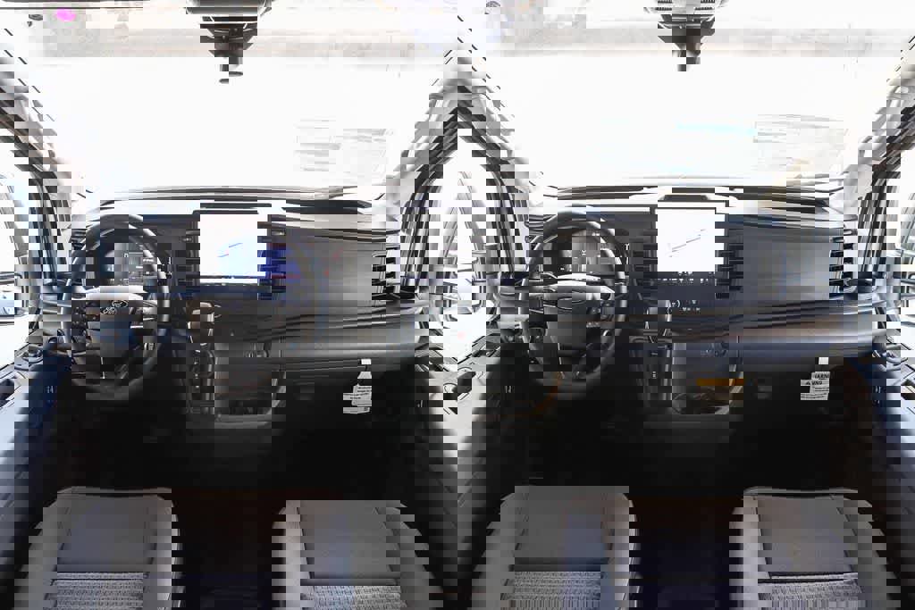 New 2026 Ford Transit 250 148 Medium Roof image 12