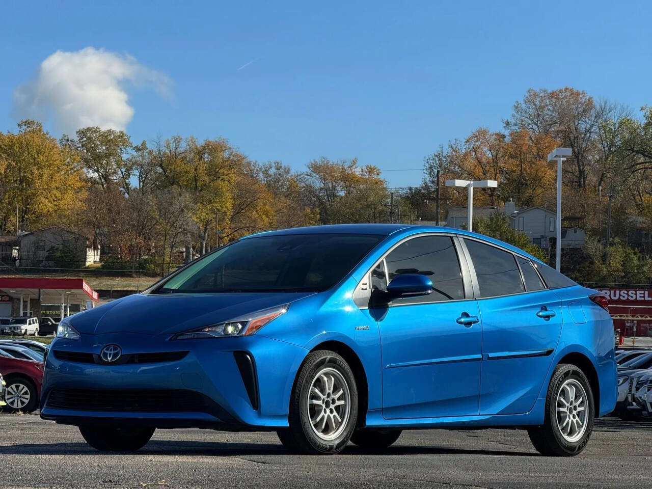 Used 2022 Toyota Prius L Eco image 7
