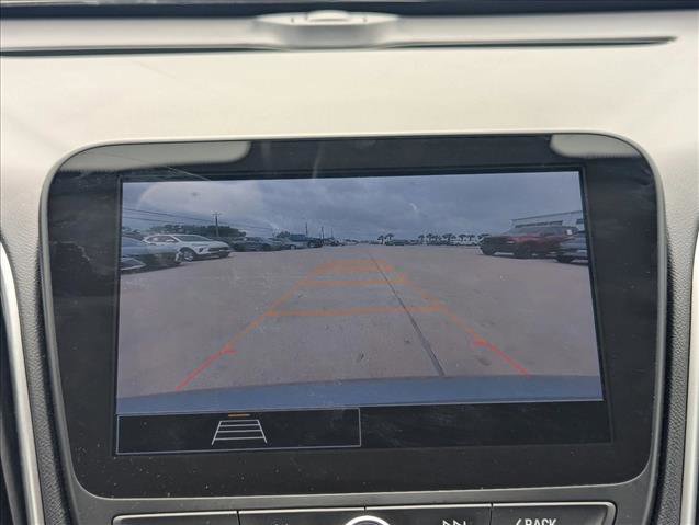 Used 2025 Chevrolet Malibu LT image 10