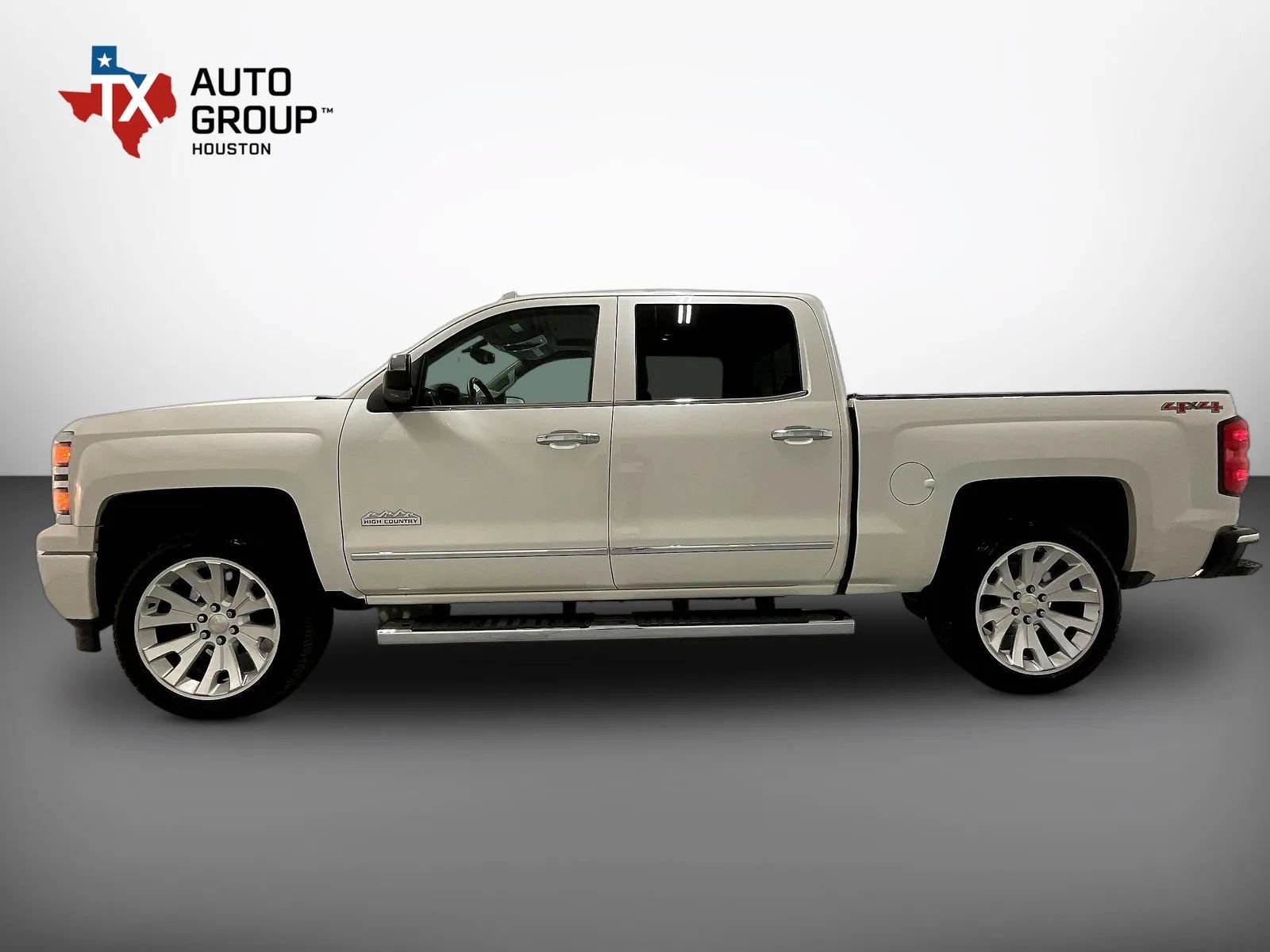 Used 2015 Chevrolet Silverado 1500 High Country AWD/4WD image 9