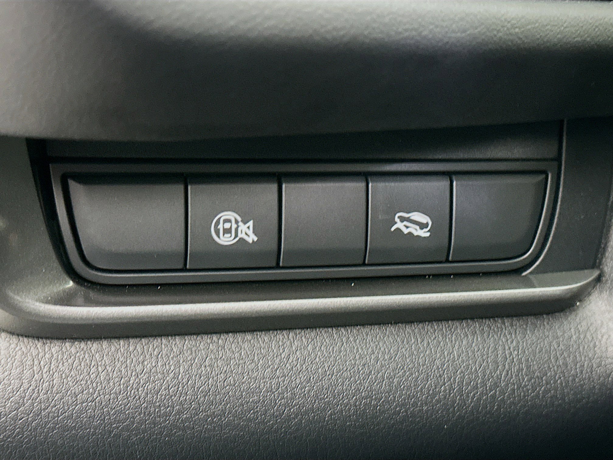 Used 2025 MAZDA CX-30 AWD 2.5 S w/ Select Sport Pkg image 16