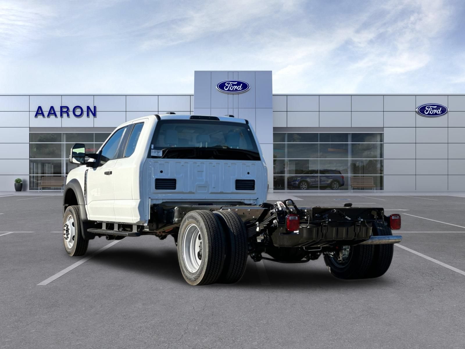 New 2026 Ford F550 4x4 Supercab Super Duty image 4