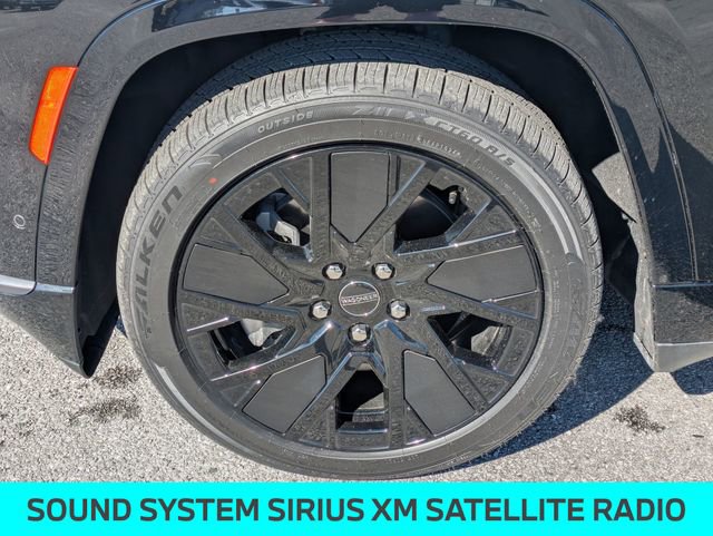 Used 2024 Jeep Wagoneer Launch Edition image 11