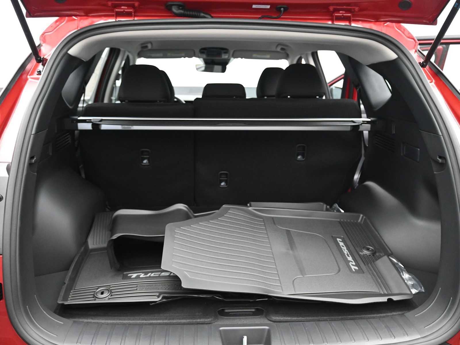 New 2026 Hyundai Tucson Blue SE image 14