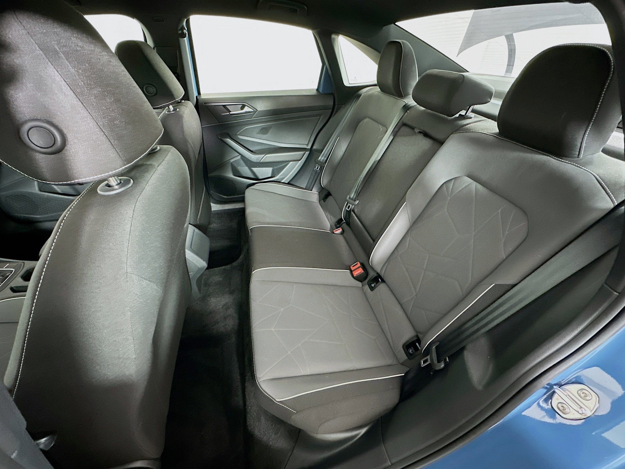Used 2025 Volkswagen Jetta Sport FWD image 26