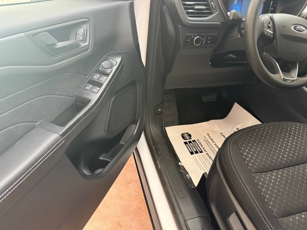 New 2025 Ford Escape Active w/ Tech Pack #1 image 11