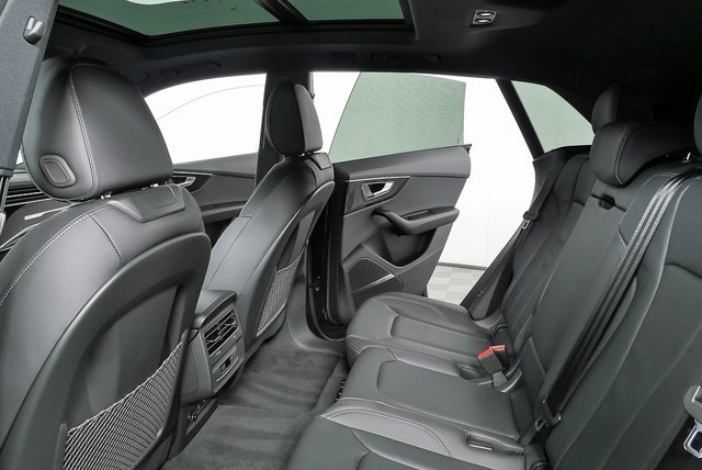 New 2026 Audi Q8 Premium image 22