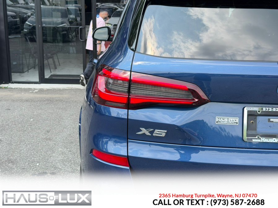 Used 2022 BMW X5 xDrive45e w/ M Sport Package AWD/4WD image 26