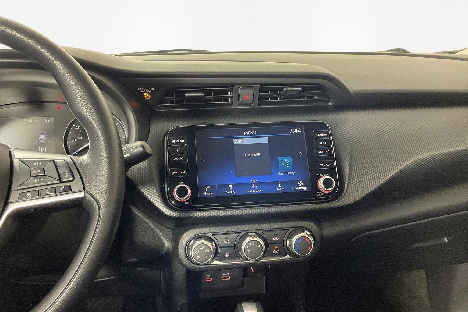 Certified 2023 Nissan Kicks SV image 9