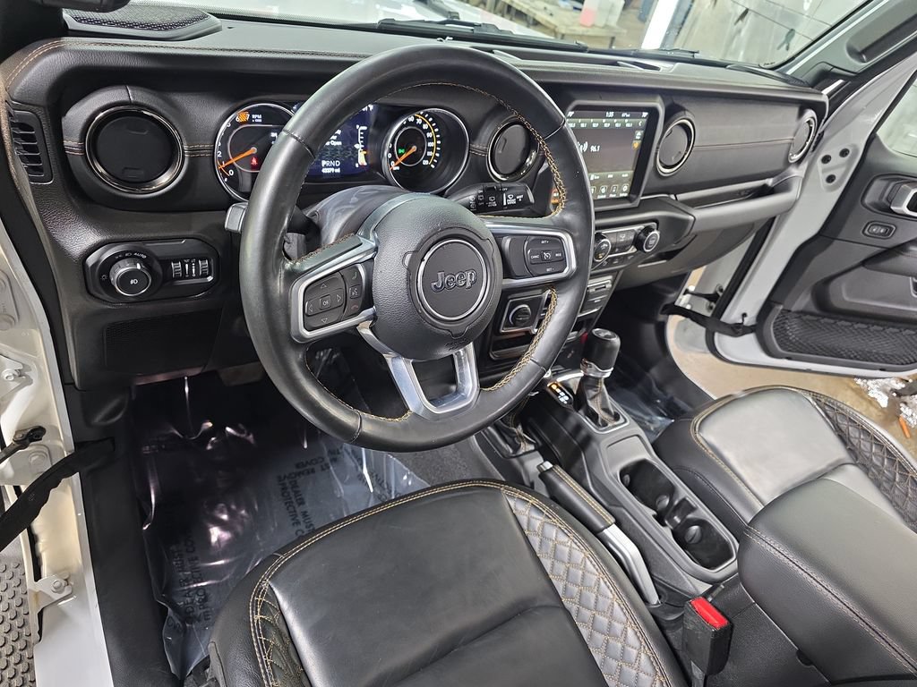 Used 2021 Jeep Wrangler Unlimited Sahara AWD/4WD image 15