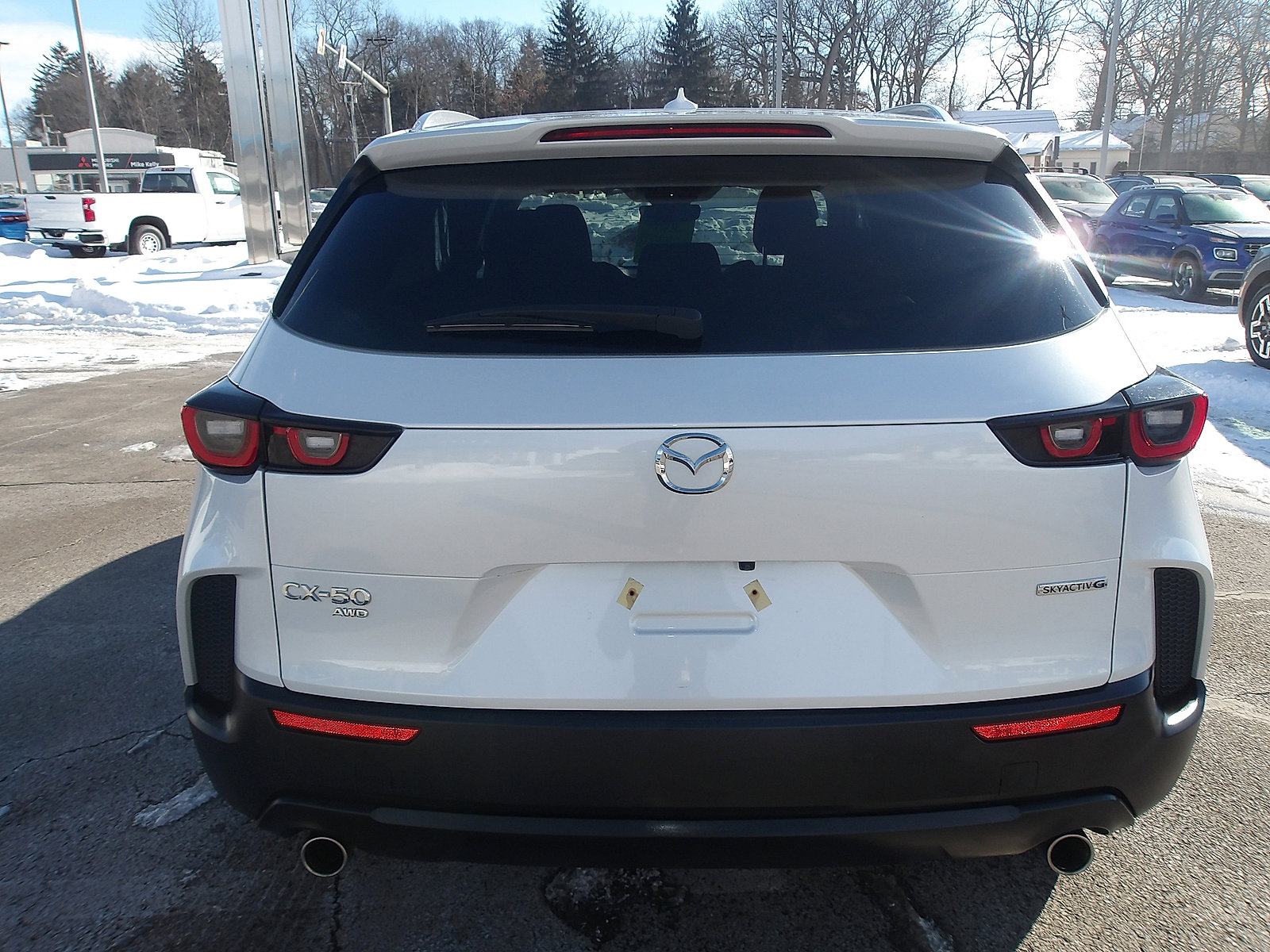 Used 2024 MAZDA CX-50 AWD 2.5 S w/ Weather Package image 6