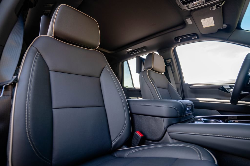 New 2026 Chevrolet Tahoe Premier AWD/4WD image 18