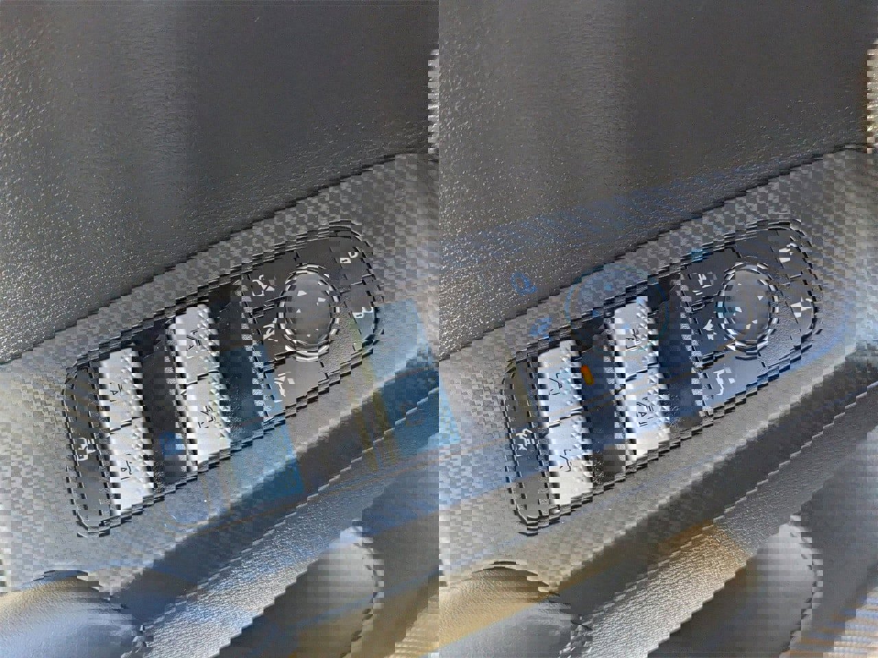 Used 2024 Mitsubishi Outlander AWD image 22