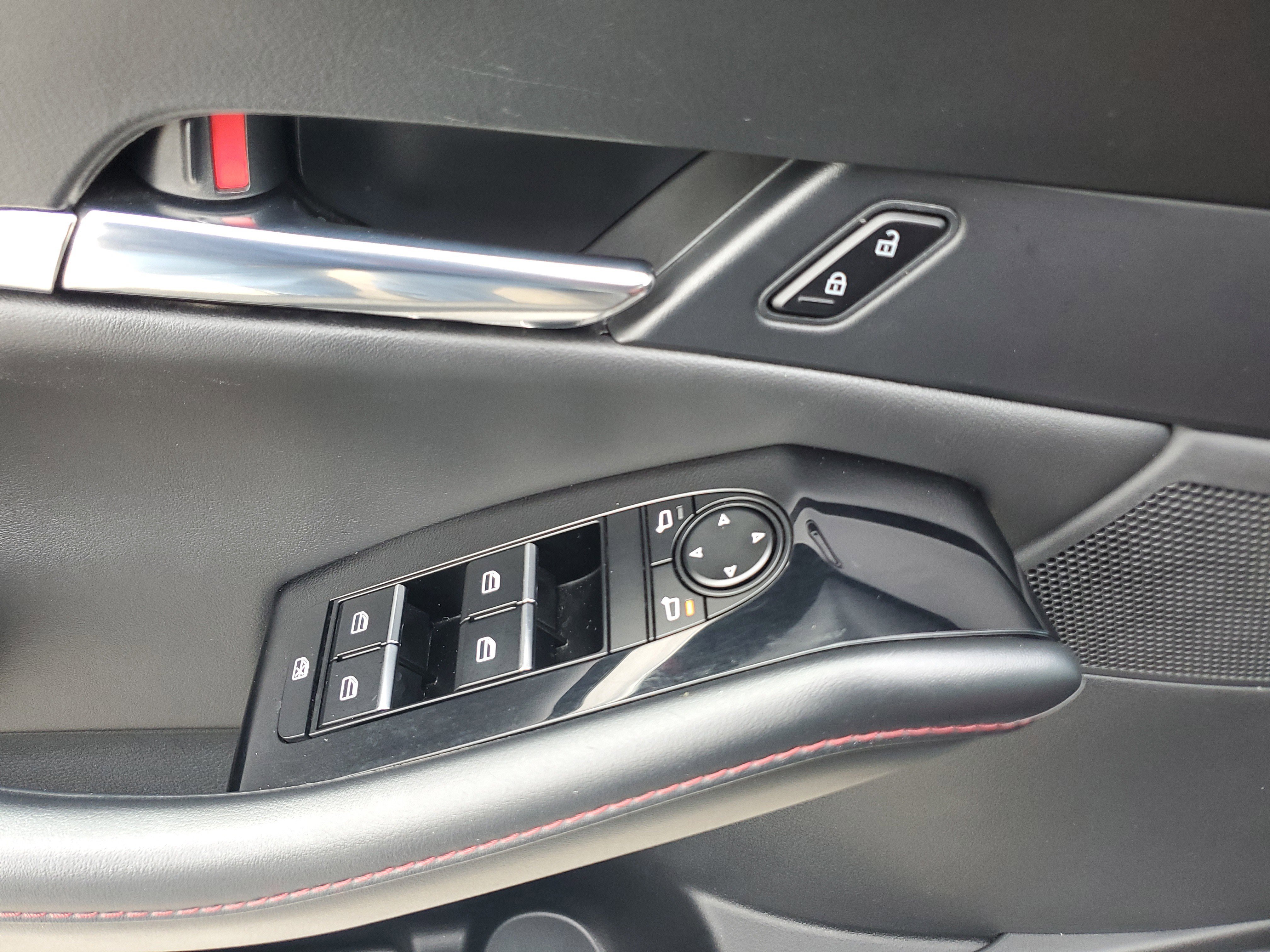 Used 2023 MAZDA CX-30 AWD 2.5 S w/ Preferred Package image 28