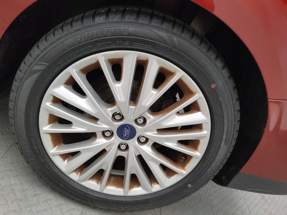 Used 2017 Ford Focus Titanium FWD image 31