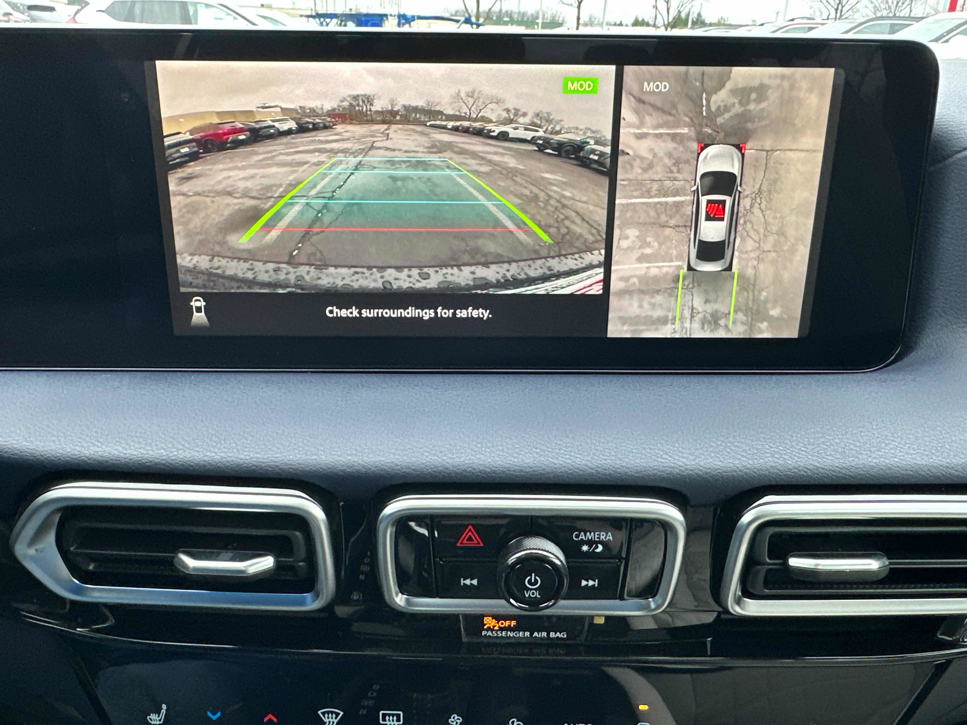 New 2026 Nissan Sentra SL w/ Floor Mat Package FWD image 33