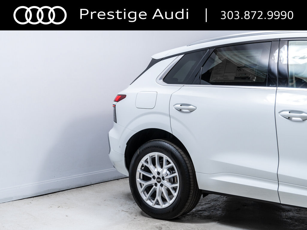 Used 2026 Audi Q3 quattro 2.0T w/ Driver Assistance Package AWD/4WD image 12