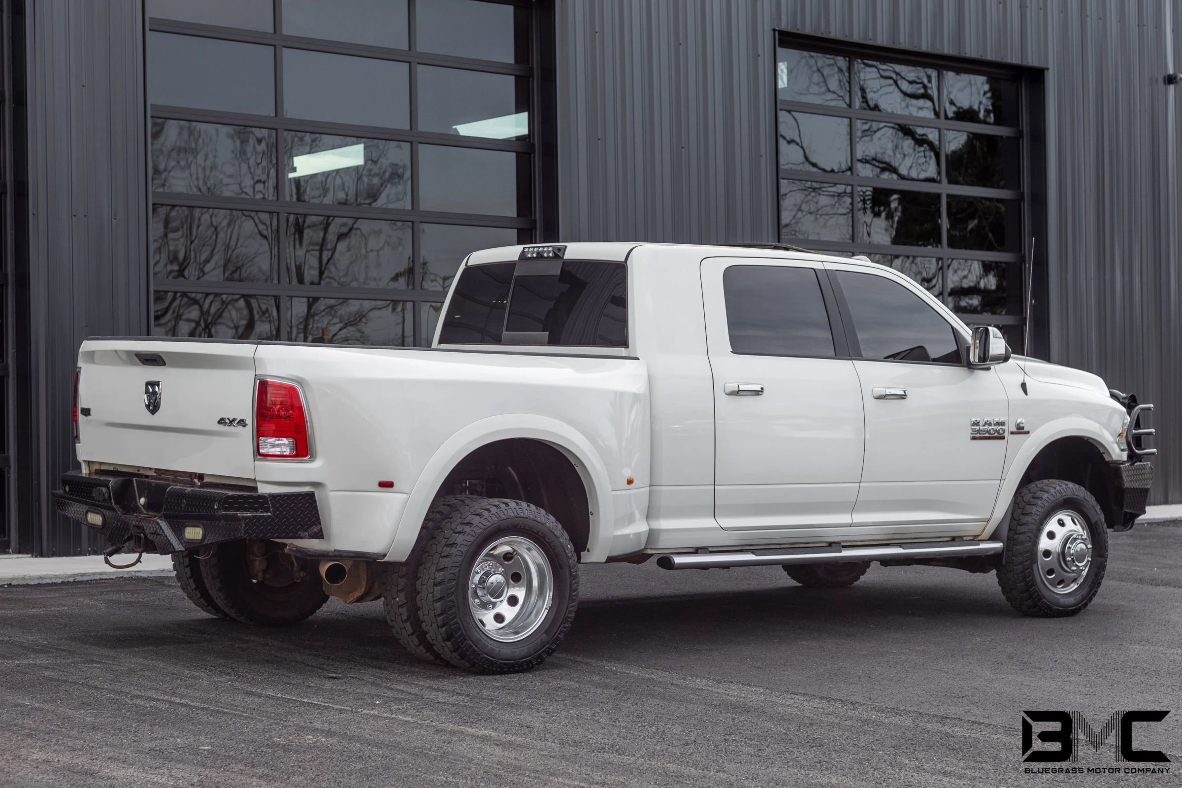 Used 2018 RAM 3500 Laramie image 11