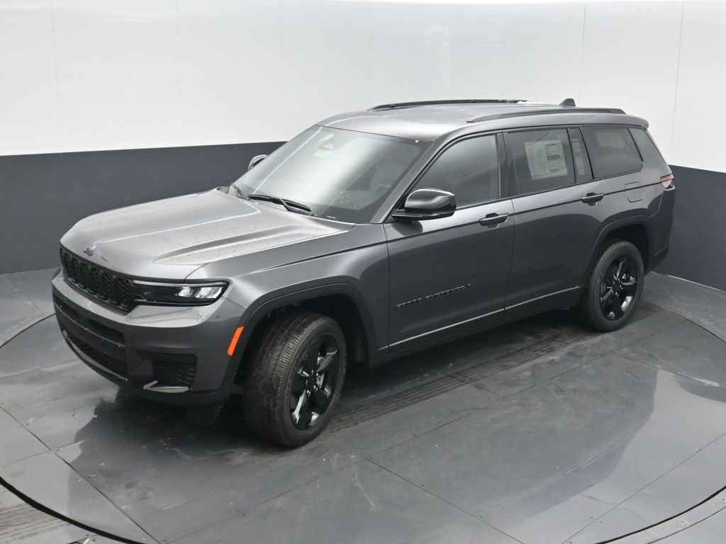 New 2025 Jeep Grand Cherokee L Altitude image 41