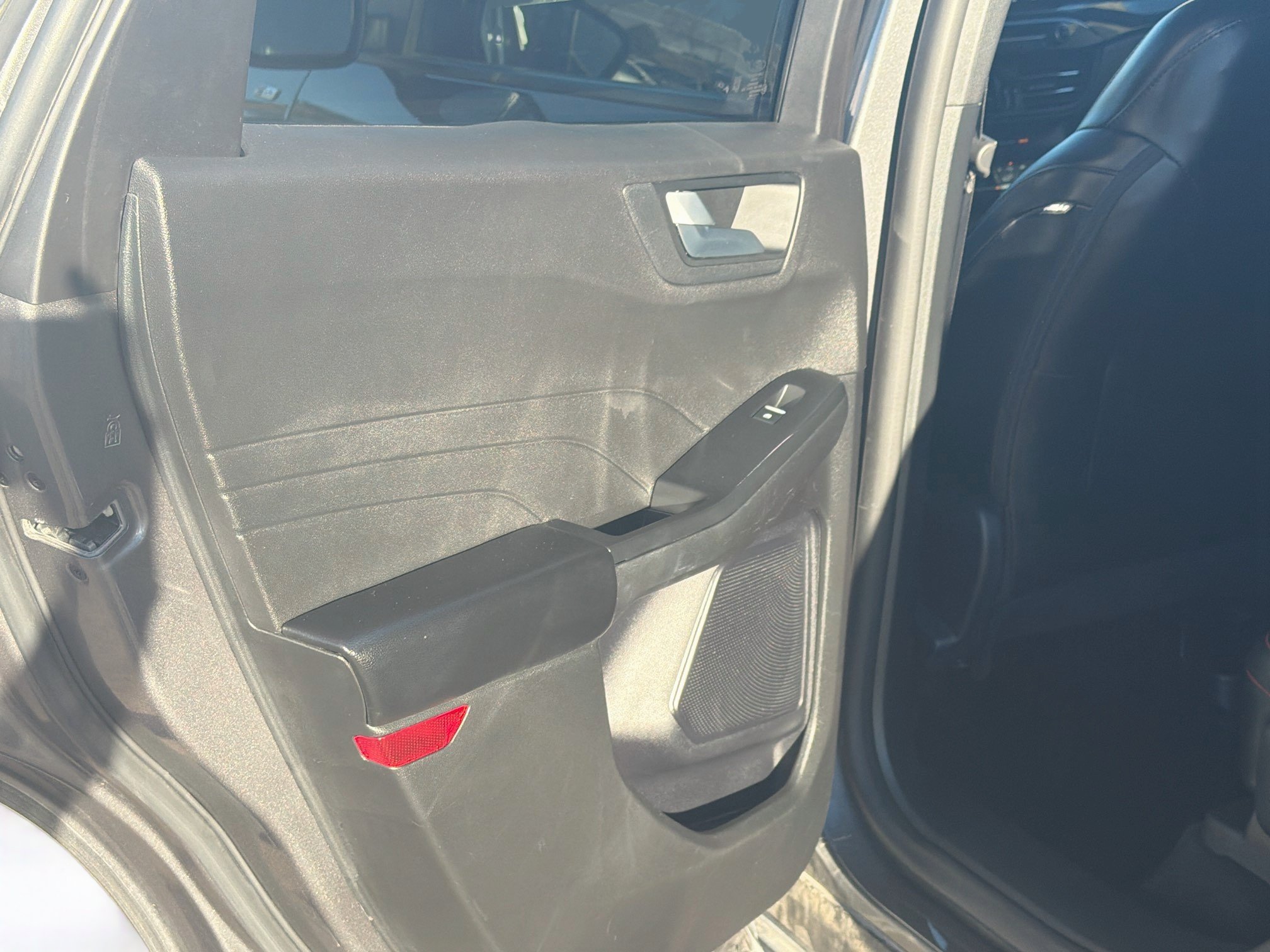 Used 2025 Ford Escape ST-Line Select AWD/4WD image 27